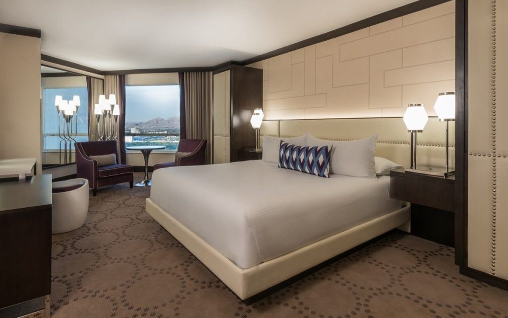 Harrah's Las Vegas Executive Suite Bedroom King