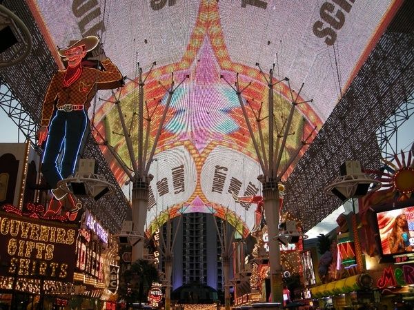 fremont street experience las vegas