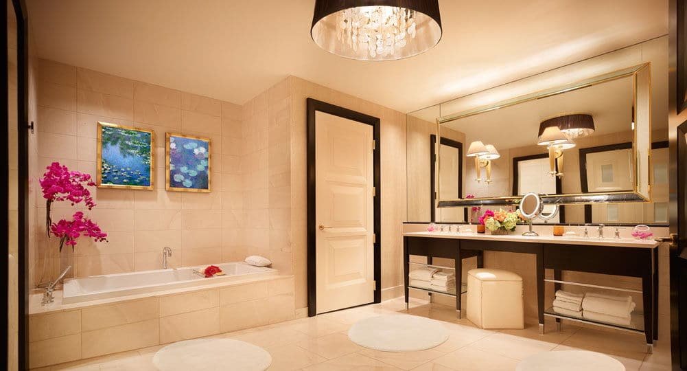 Encore Las Vegas Parlor Suite Bathroom