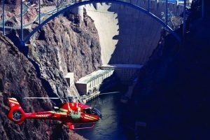 Hoover Dam Deluxe Bus & Helicopter Tour