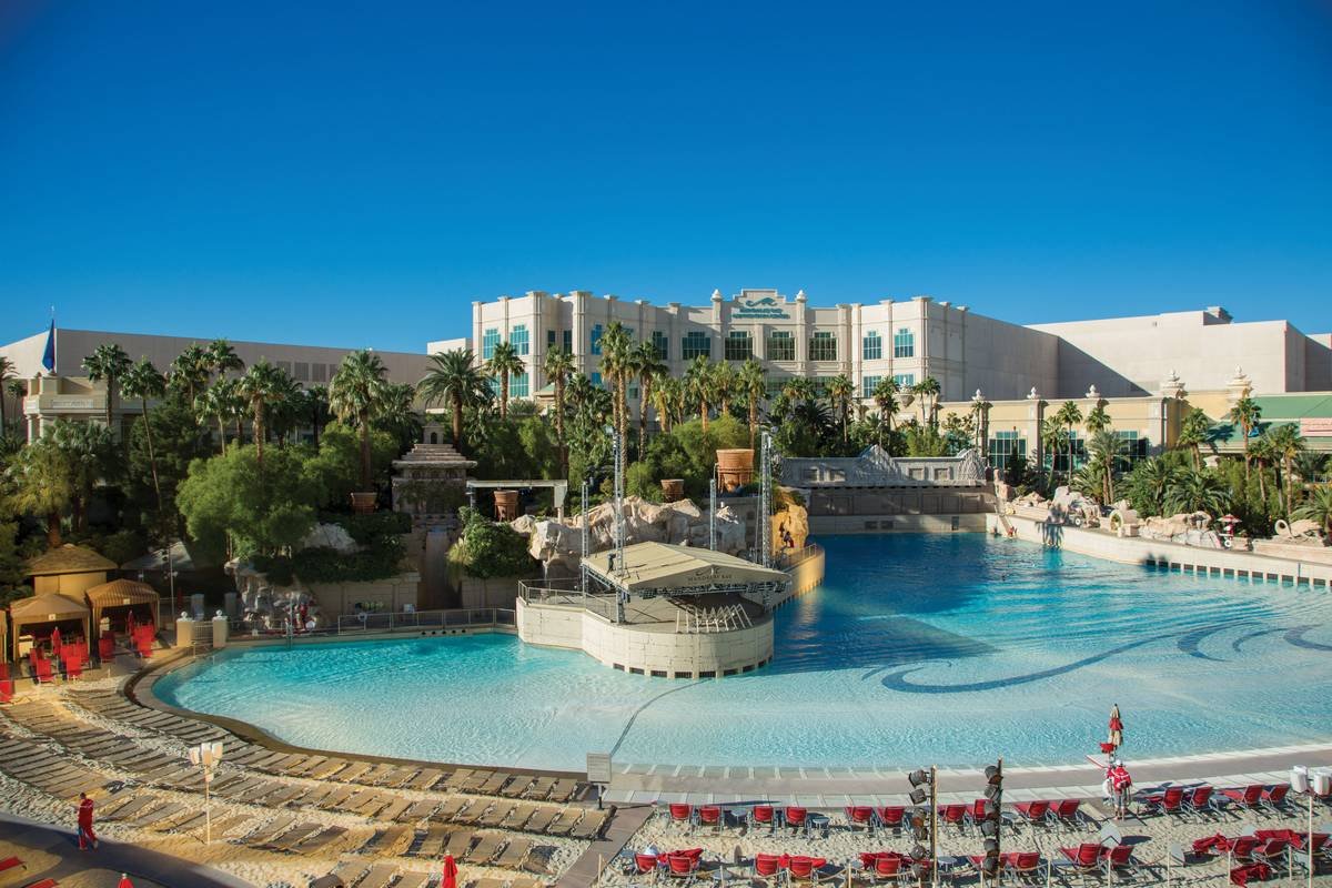 Mandalay Bay Las Vegas Pool