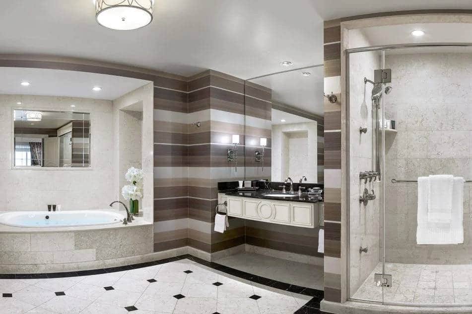 Palazzo Las Vegas Grand One Bedroom Suite Bathroom