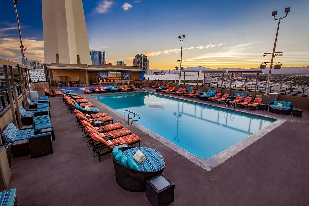 The Strat Las Vegas RADIUS° Rooftop Pool