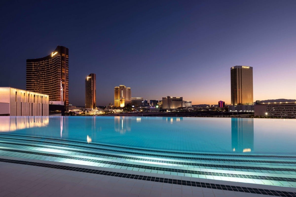 Resorts World Las Vegas Athena Infinity Ultra Pool
