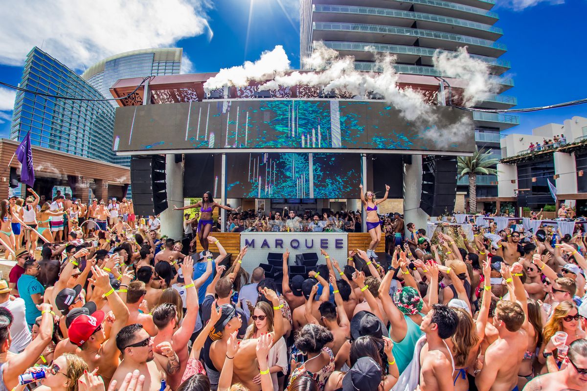 Best Nightswim Pool Parties In Vegas [Updated 2023] - Discotech