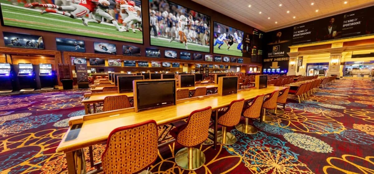 Mandalay-Bay-Casino-Inside